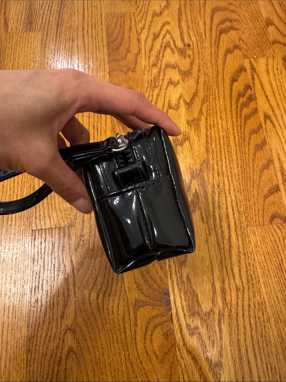 Sephora Black Glossy Wristlet Cosmetic Pouch - Picture 5 of 7